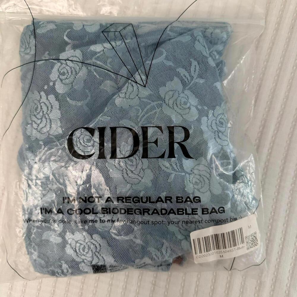 NWT CIDER Blue Floral Lace Overlay Midi Lined Skirt Lettuce Hem Size M - Picture 6 of 6